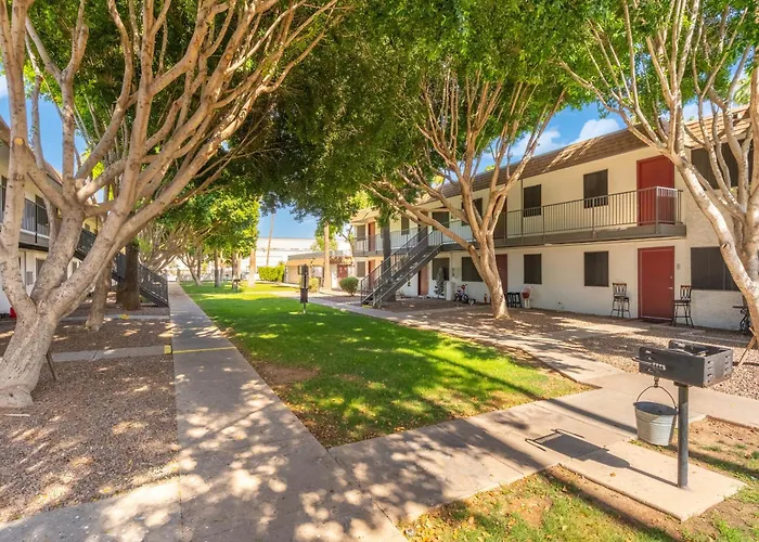 Apartment 2br Pool Hot Tub Kids Playground & Bbq Area Mesa